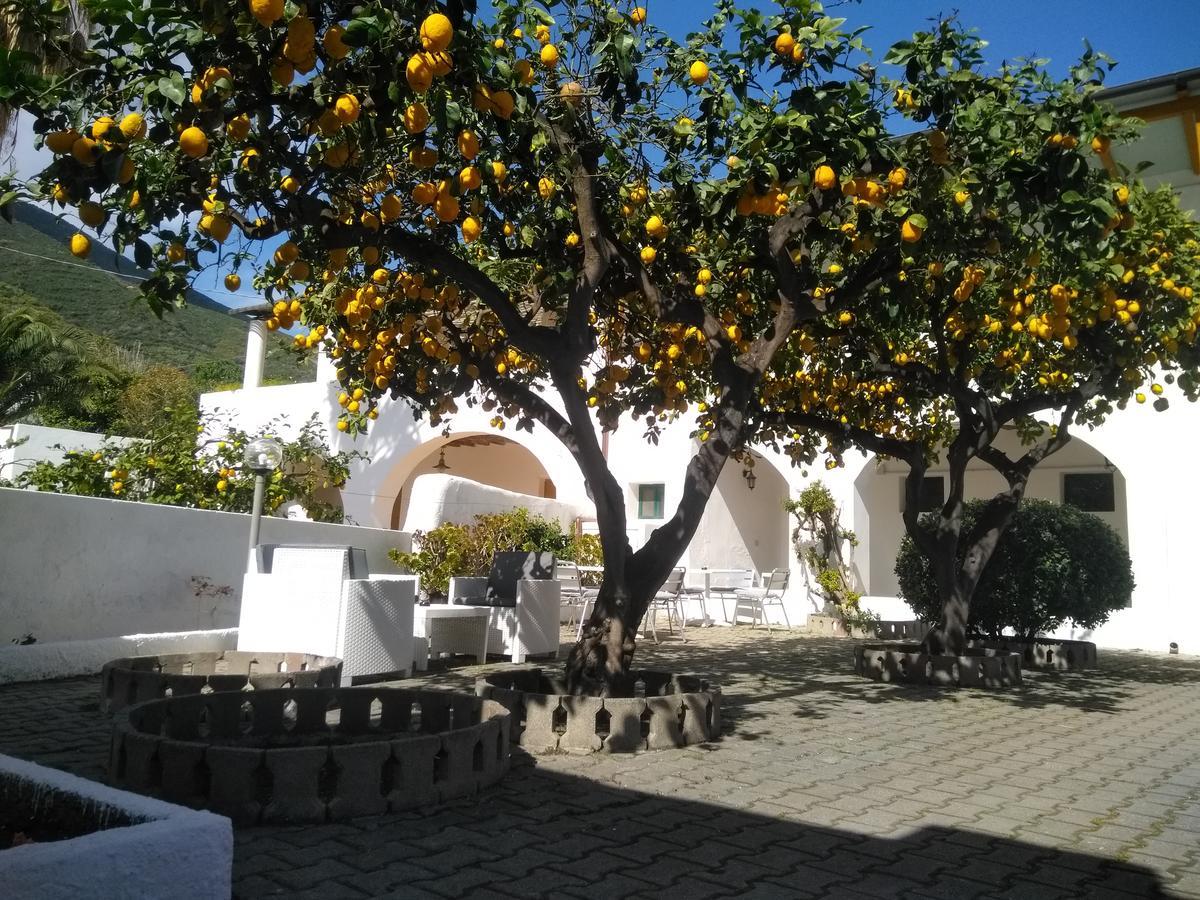 Villa Petrusa Stromboli Eksteriør billede
